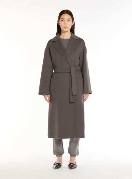 MaxMara高仿女装 |MaxMara A货服装  2024年新款 绵羊毛浴袍式大衣