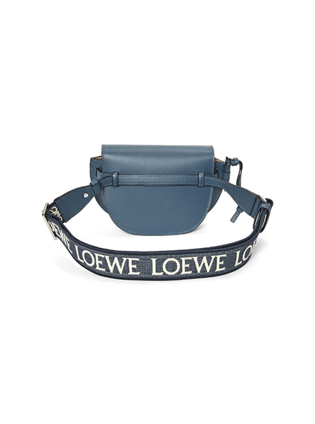 高仿LOEWE包包 | A货罗意威包包 2024年LOEWE新款 玛瑙蓝迷你柔软牛皮革提花 Gate Dual 手袋 马鞍包